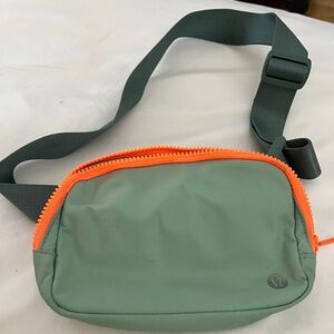 Lululemon belt bag